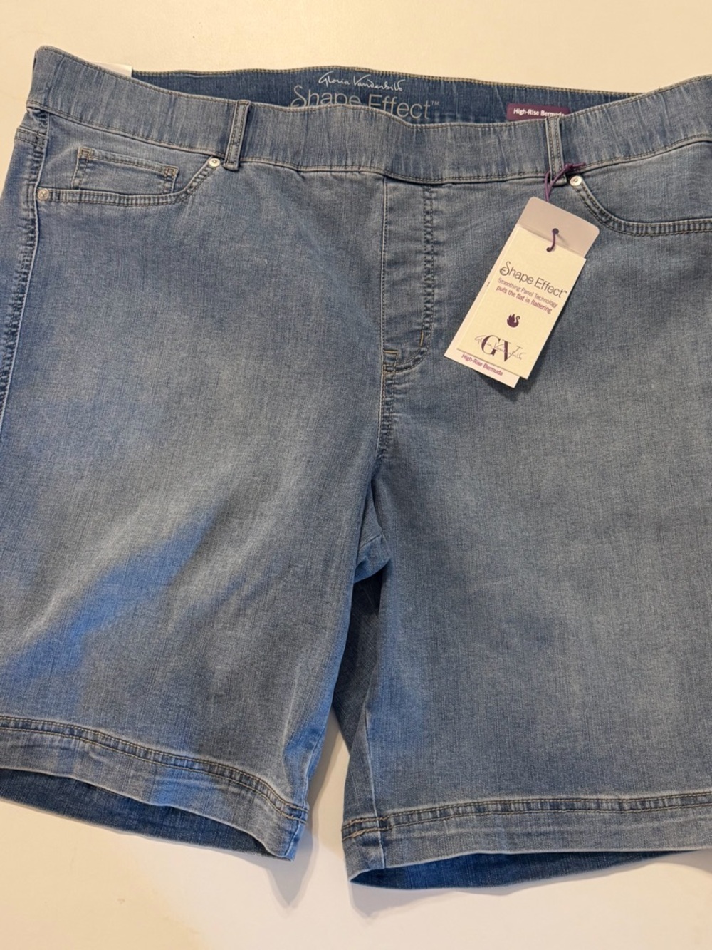 Gloria Vanderbilt Shape Effect Hi-Rise Bermuda Light Blue Denim Jean Shorts 20W